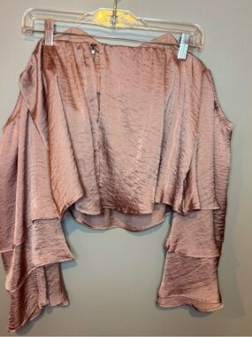 4SI3NNA Dusty Rose Crinkle Asymmetrical Ruffle Crop Top